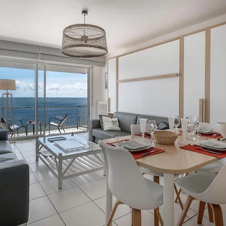 Apartment La Baule, 30m De La Et Proche Tous Commerces